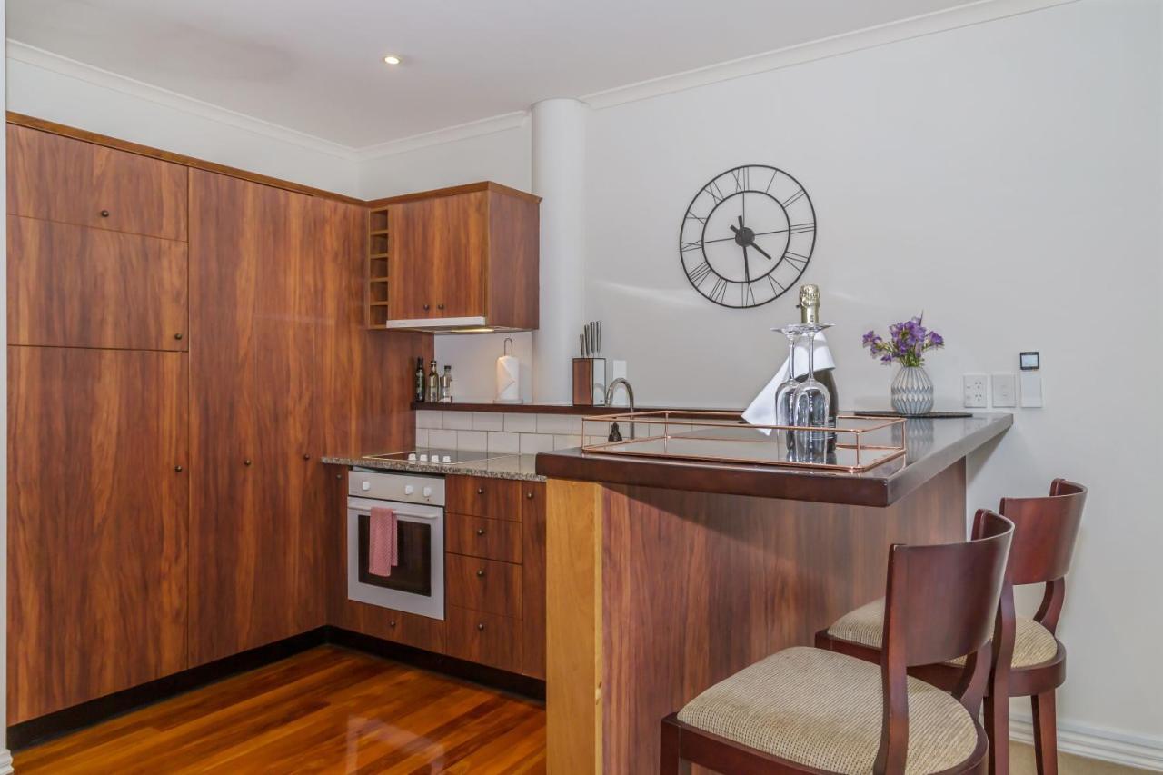Princes Wharf - Charming 1Br Apartment Окленд Екстер'єр фото